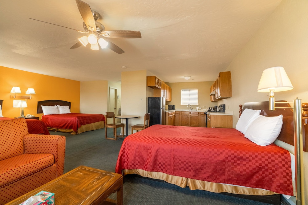 Stamford Inn - photo 14
