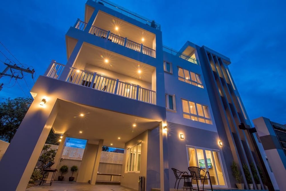 Baan Sea View Hua Hin by Piyanuch in Cha-Am, Thailand