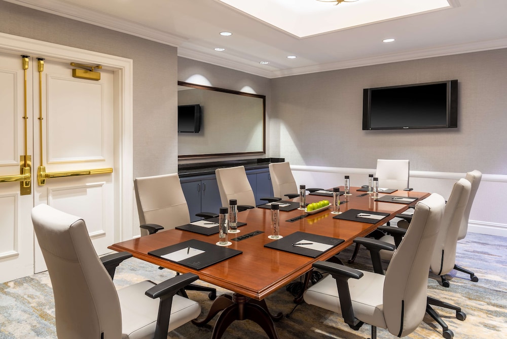 Hilton Alexandria Mark Center - photo 111