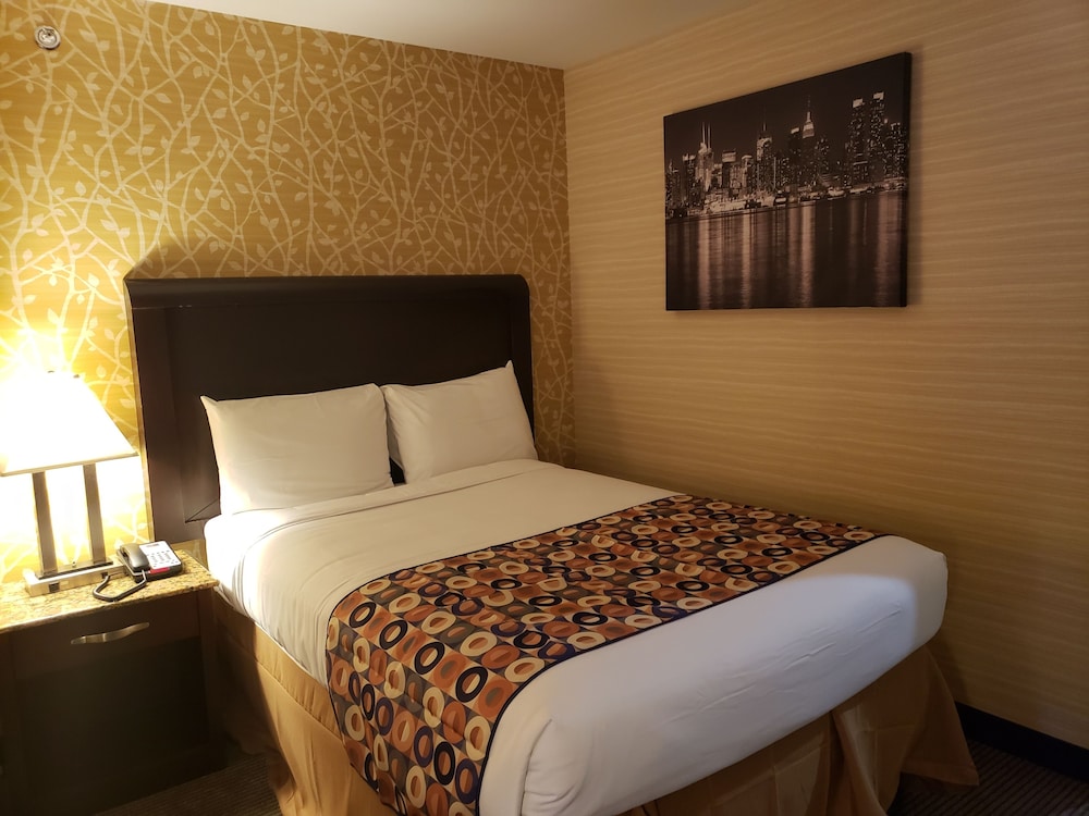 Elmhurst Hotel - photo 6