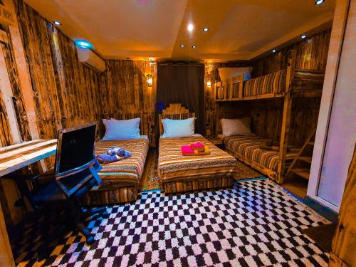 Appartement Funny House a Place Jamaa El Fna de Marrakech — 4-Star Luxury Hotel in Marrakesh, Morocco