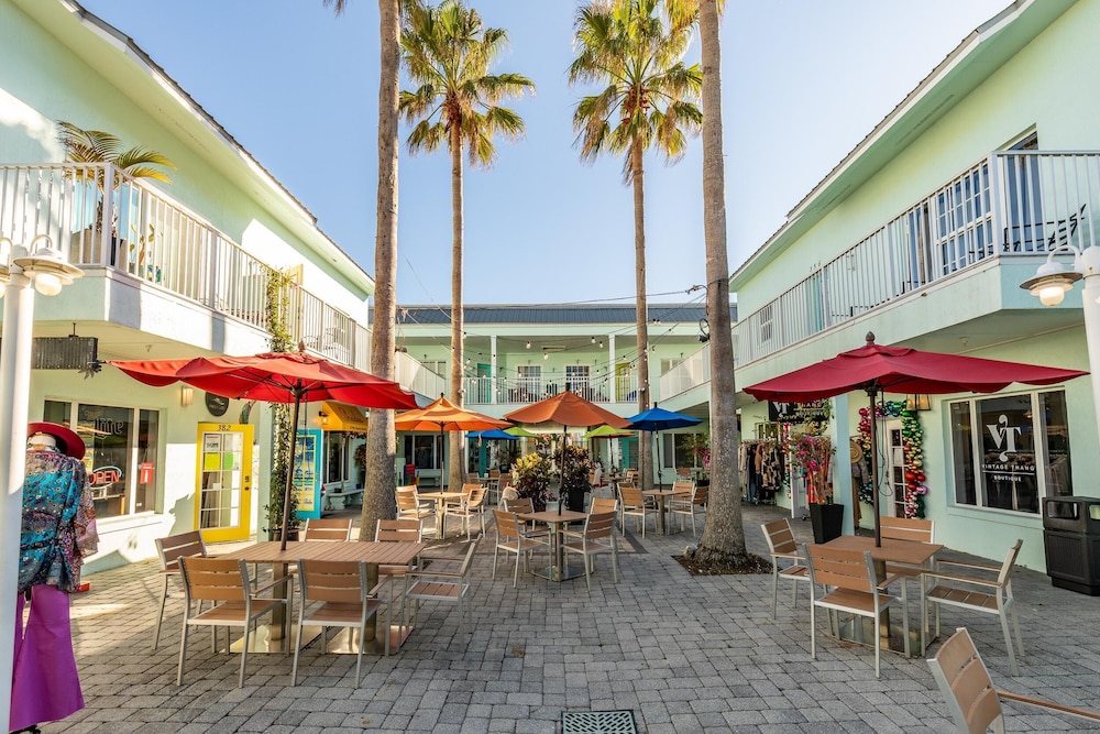 Coronado Towers 201 - photo 35