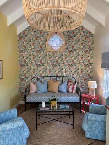 Bramley Cottage Cheverells Farm — 4-Star Luxury Hotel in Grabouw, South Africa