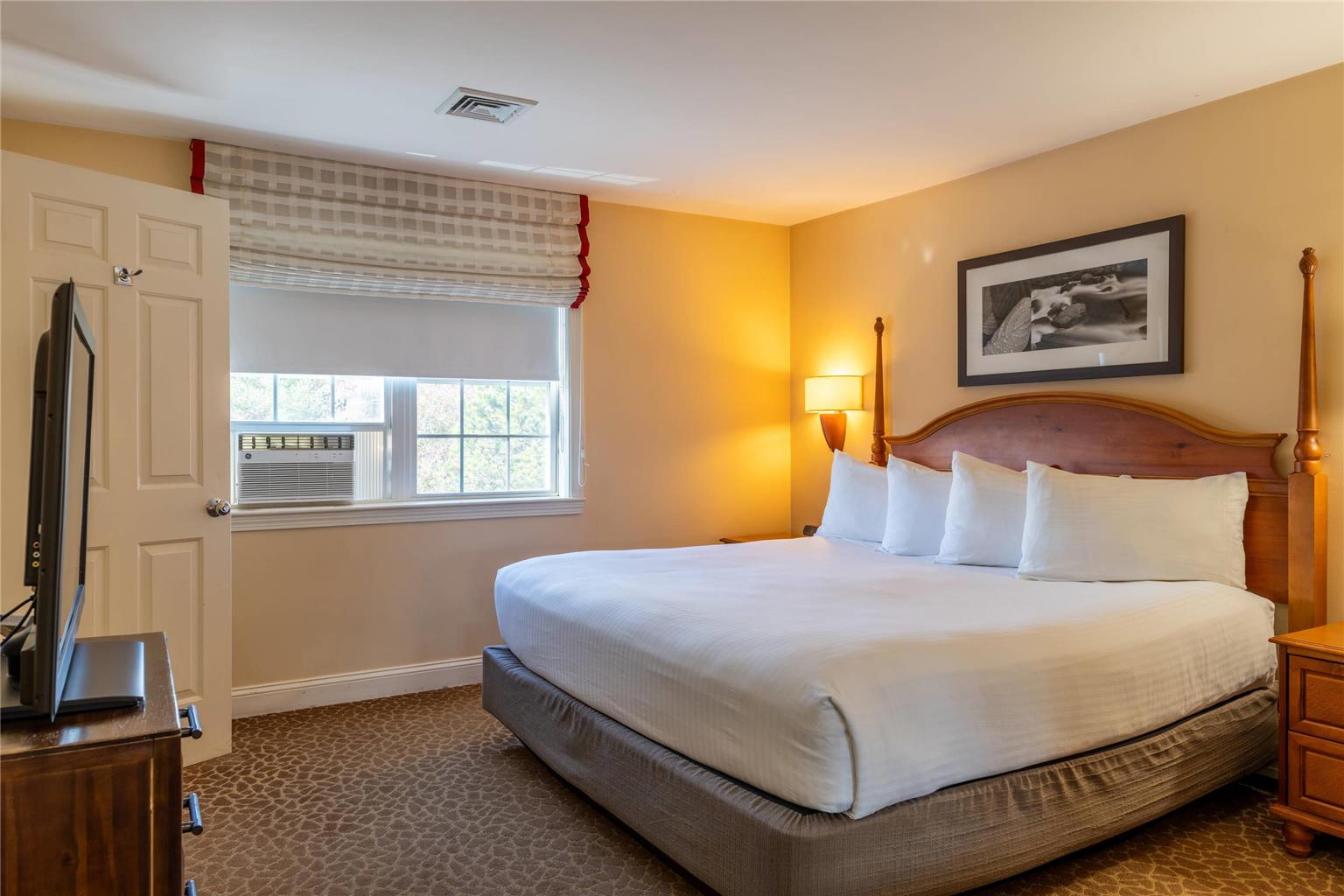 Port Inn and Suites Portsmouth an Ascend Collection Hotel - photo 36