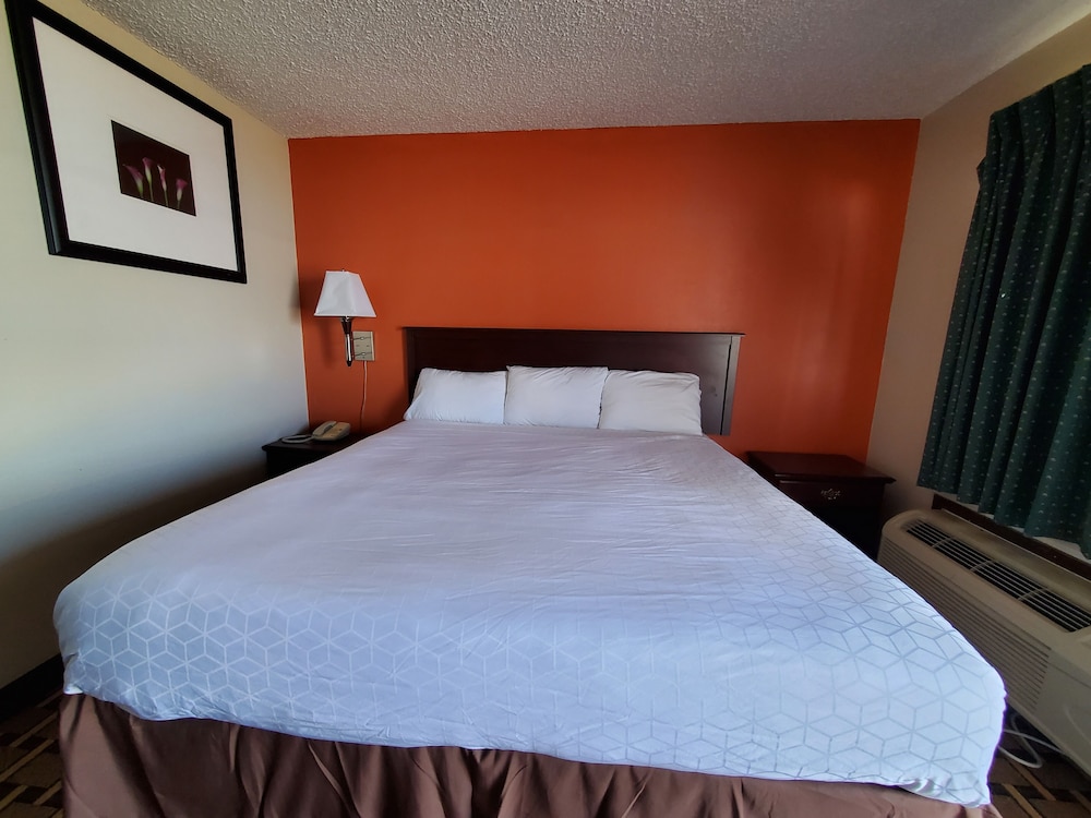 Relax Inn Henryetta - photo 5