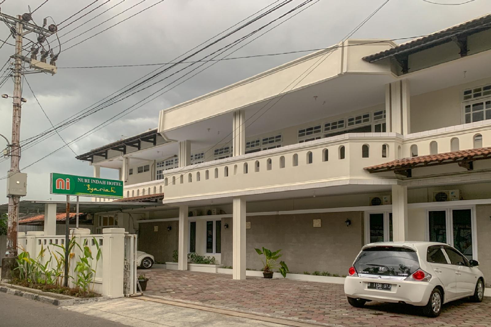 Nuri Indah Syariah Hotel - carbon neutral hotel in Sewon