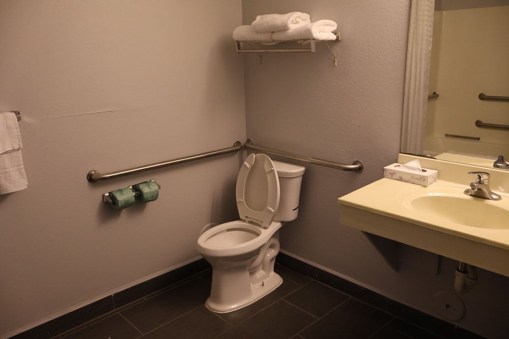 Namaste Inn & Suites Dawsonville - photo 17