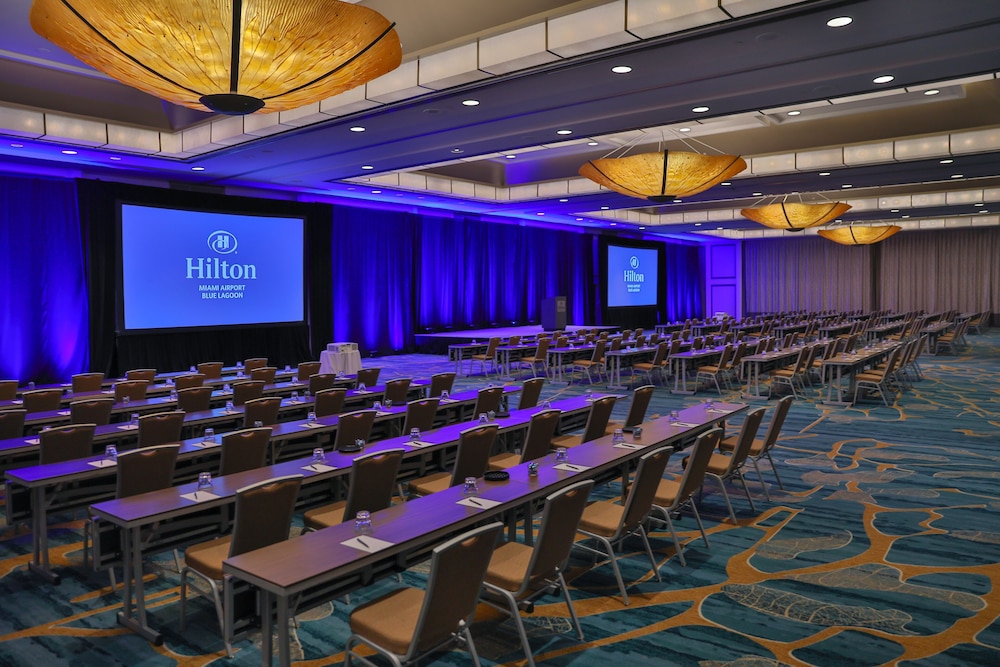 Hilton Miami Airport Blue Lagoon - photo 57