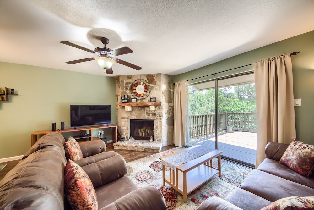 Deer Haven Tbm 406 2 Bedroom Condo by RedAwning — 4-Star Luxury Hotel in New Braunfels, United States