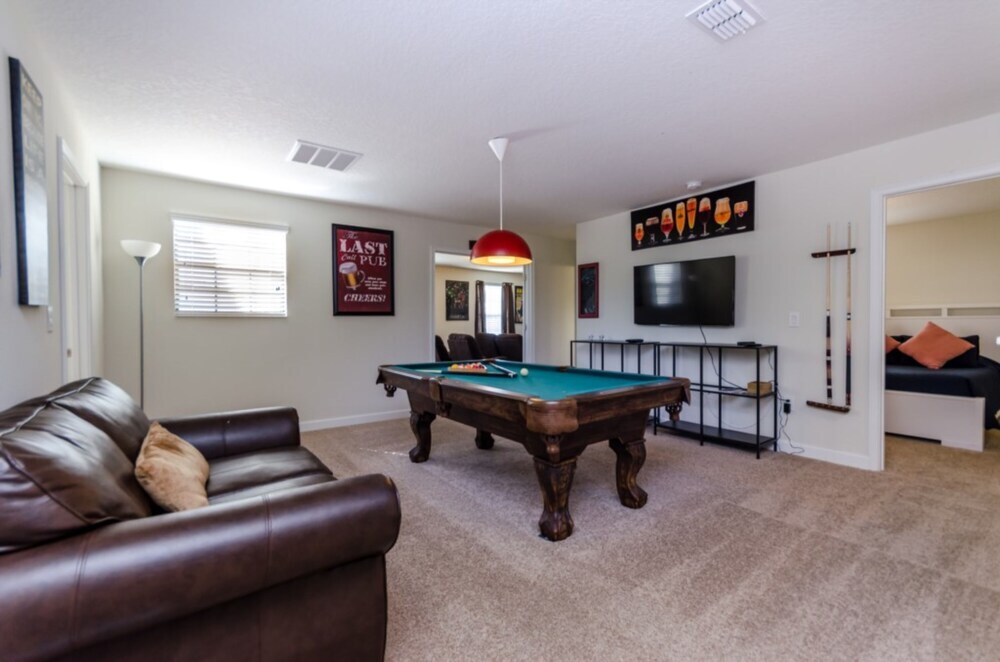 Ultimate Champions Gate Resort 8 Bedroom 5 Bath - photo 13
