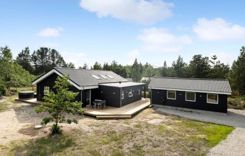 4 Bedroom Lovely Home In Hals — 5-Star Luxury Hotel in Hals, Denmark