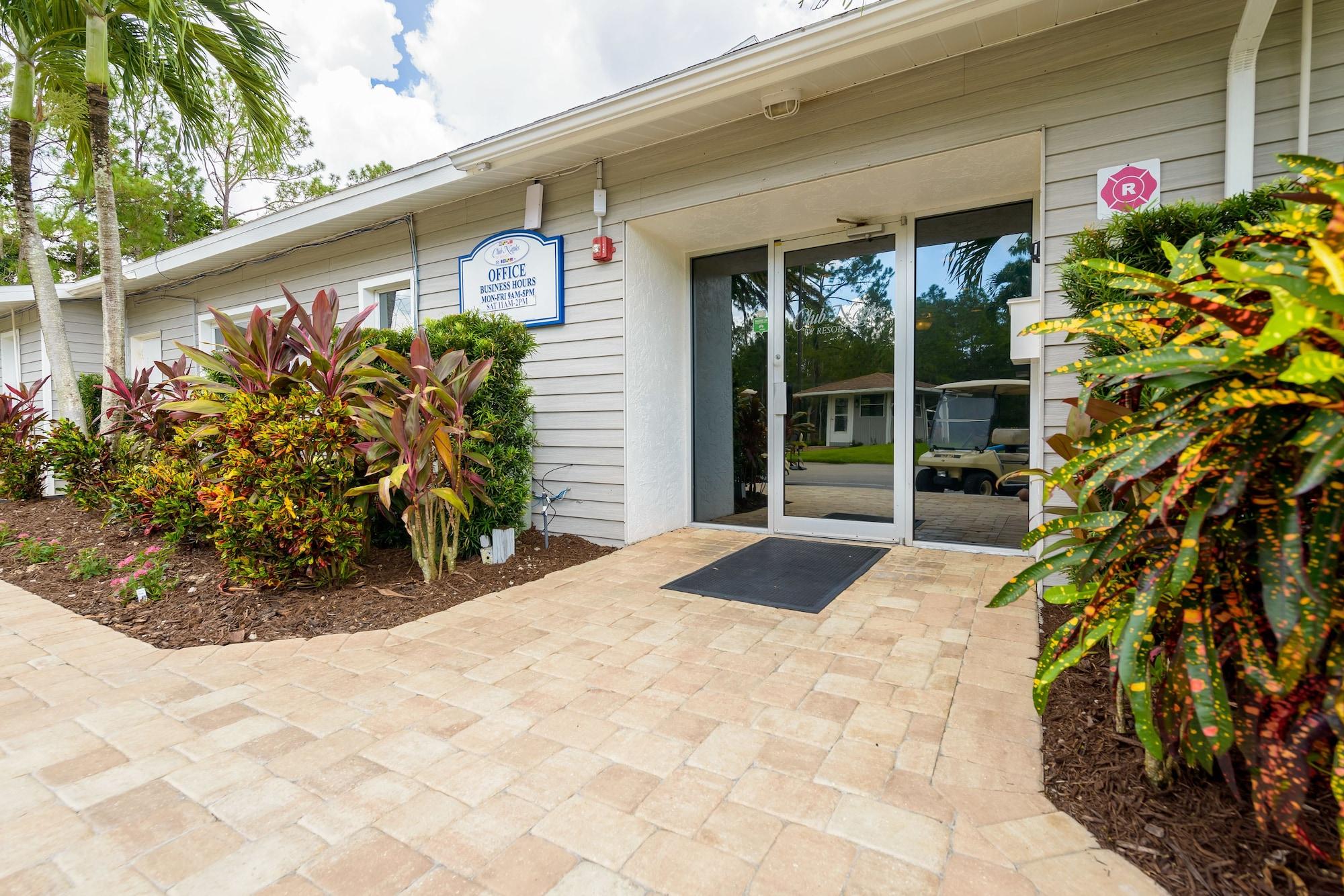 Club Naples RV Resort - photo 8