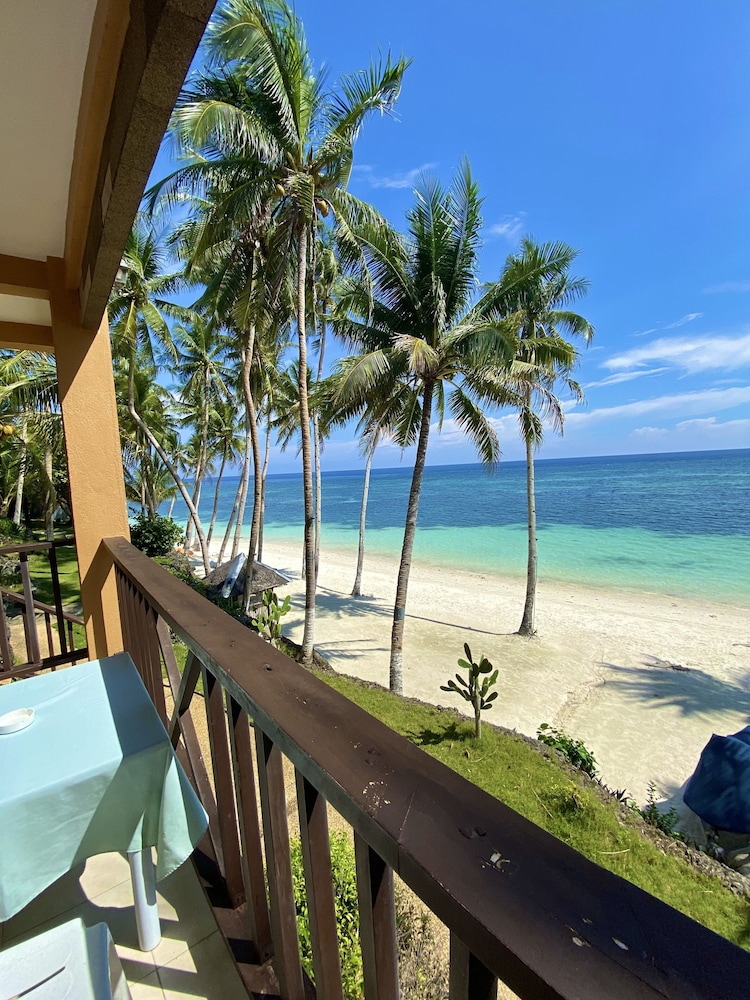 Anda White Beach Resort