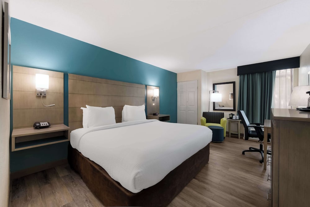 Best Western Hampton Coliseum Inn - photo 12