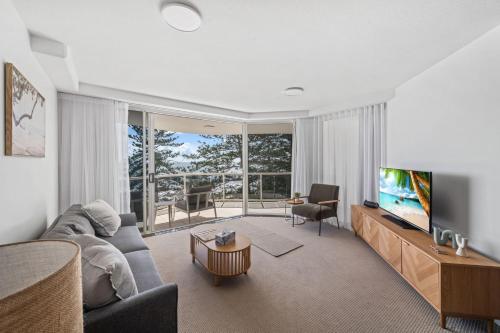 Zanzibar 505 — Mooloolaba — photo 3