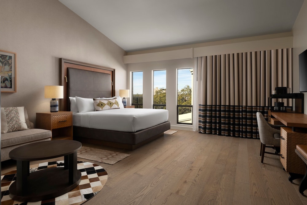 Marriott Plaza San Antonio - photo 20