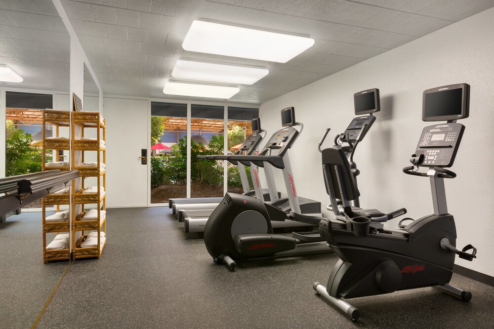 Ramada by Wyndham Clarion - photo 11