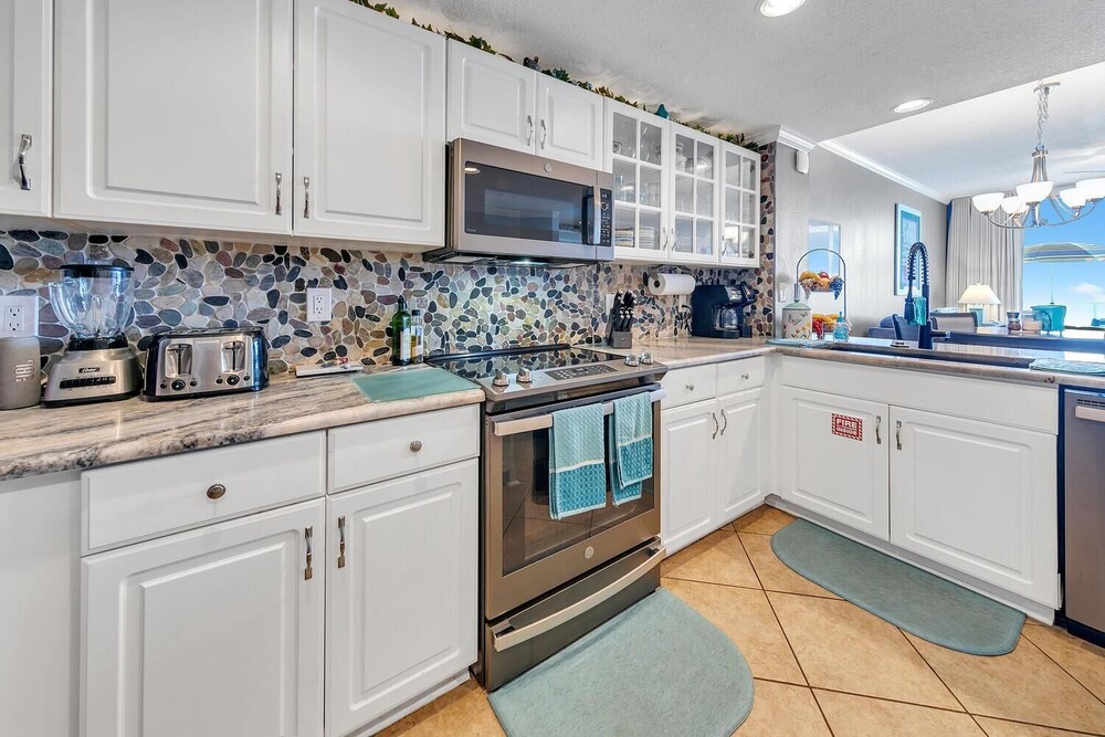 Majestic Beach Towers 2 404 - photo 22