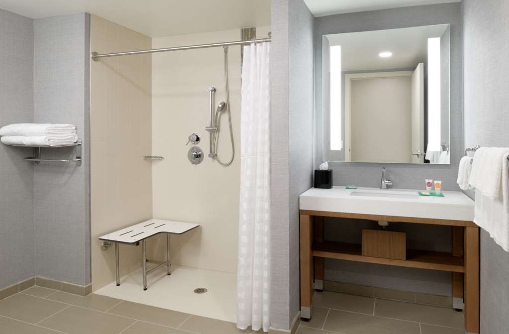 Hyatt Place Pasadena - photo 20