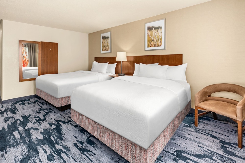 Fairfield Inn & Suites by Marriott San Antonio Market Square - photo 10