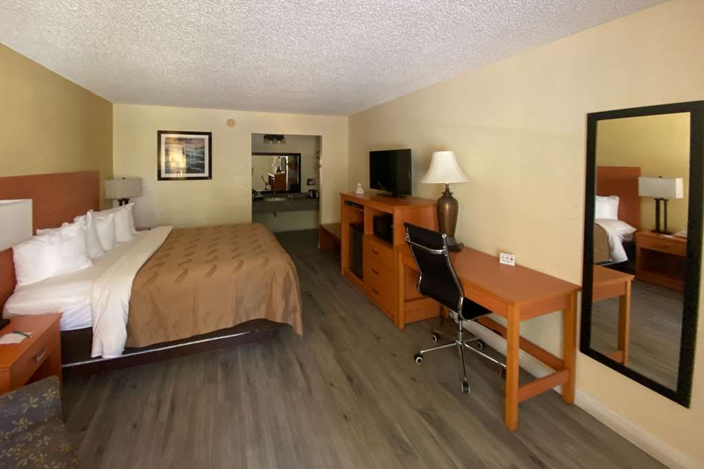 Quality Inn near Manatee Springs State Park - photo 16