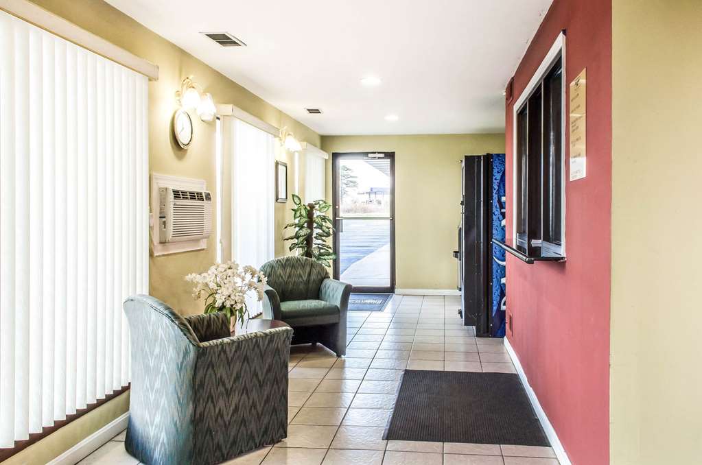 Rodeway Inn Shippensburg I 81 - photo 6