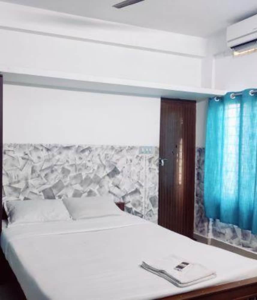Fabexpress Aabriz Residency - last minute hotel in Cochin
