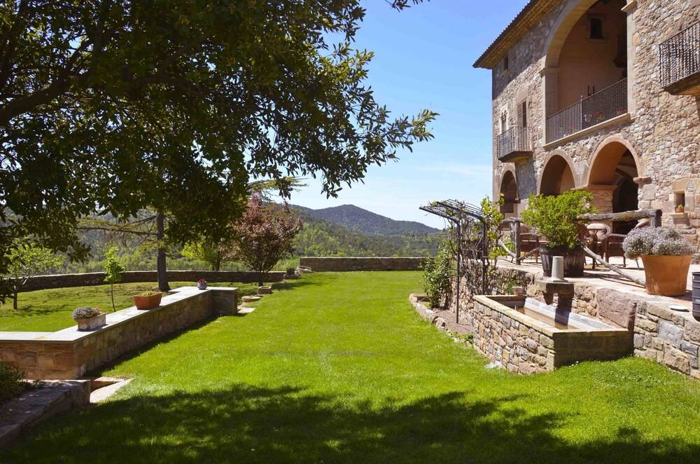 Mas Postius - carbon neutral hotel in Muntanyola