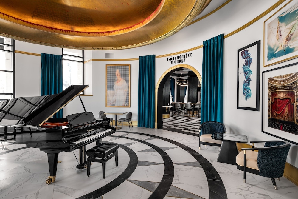 Grand Bohemian Orlando Autograph Collection - photo 102