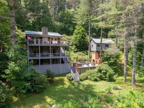 Knotty Pine — hotel in West Jefferson