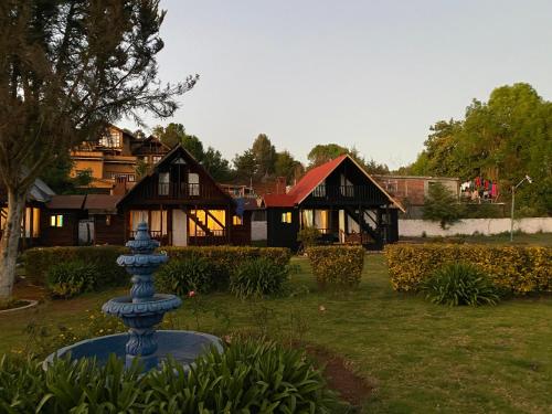 Zirahuen Los Cedritos — hotel in Zirahuen