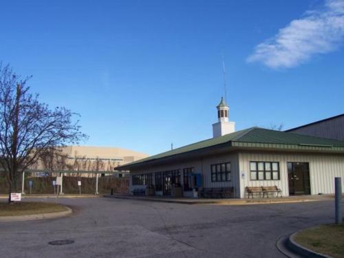 Super 8 by Wyndham West Columbia Airport - photo 16