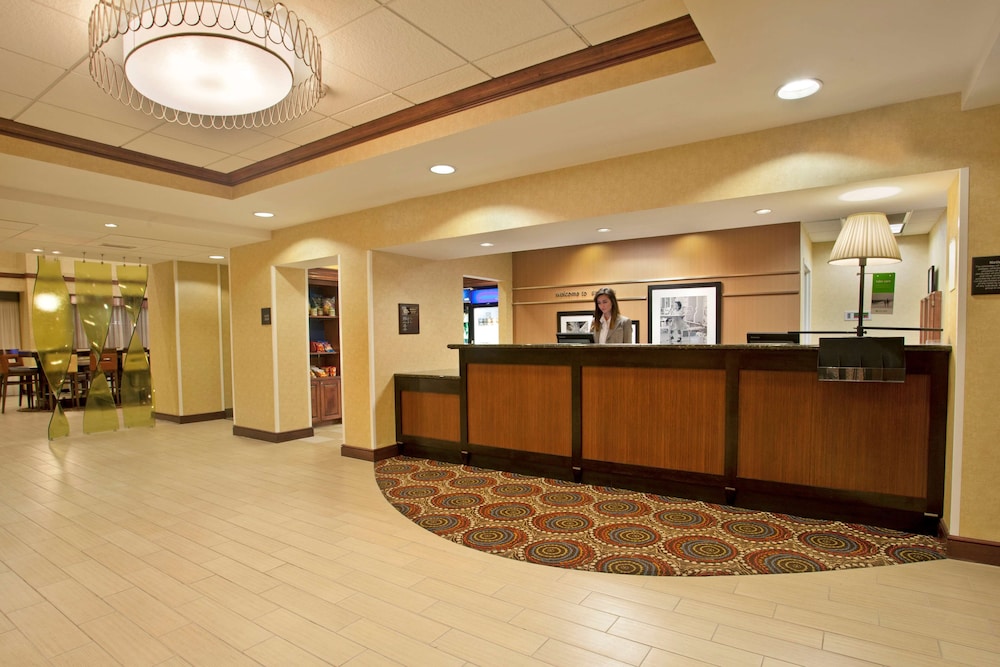 Hampton Inn & Suites Nashville Smyrna - photo 3