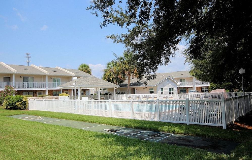 Woodland Shores Beach Resort by Panhandle Getaways - photo 3