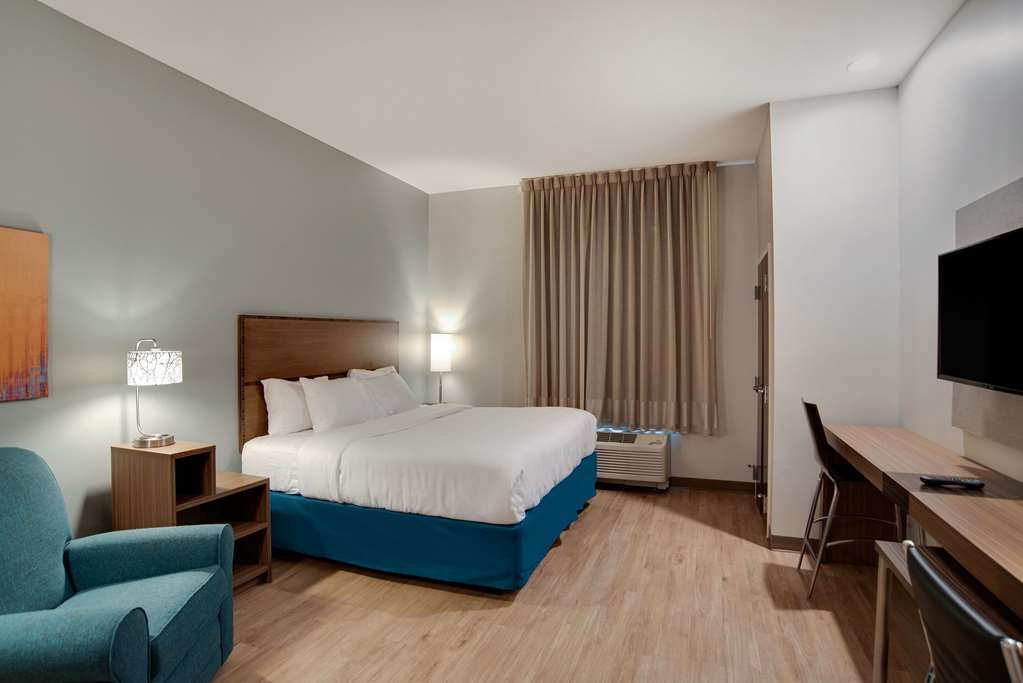 MainStay Suites Carlisle Harrisburg - photo 30