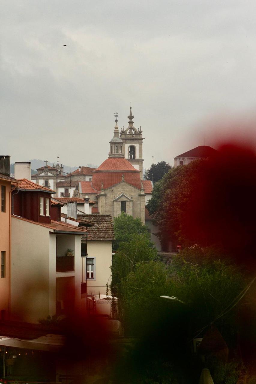 Apartamento do Arquinho I by VinteOito — 4-Star Luxury Hotel in Amarante, Portugal