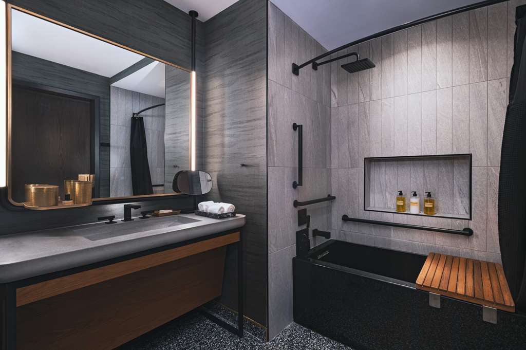 Thompson Austin by Hyatt - photo 13