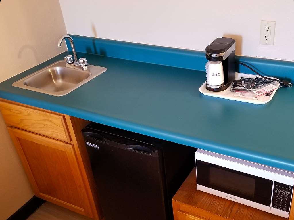Americas Best Value Inn St. Louis South - photo 23