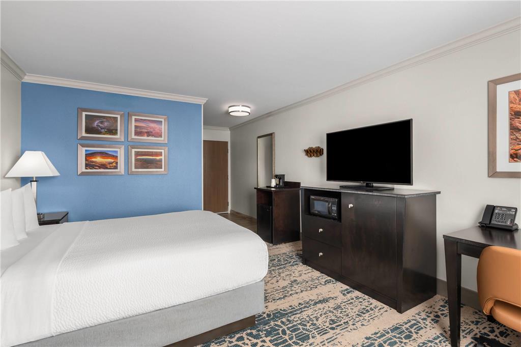 La Quinta Inn & Suites by Wyndham Moab - photo 18
