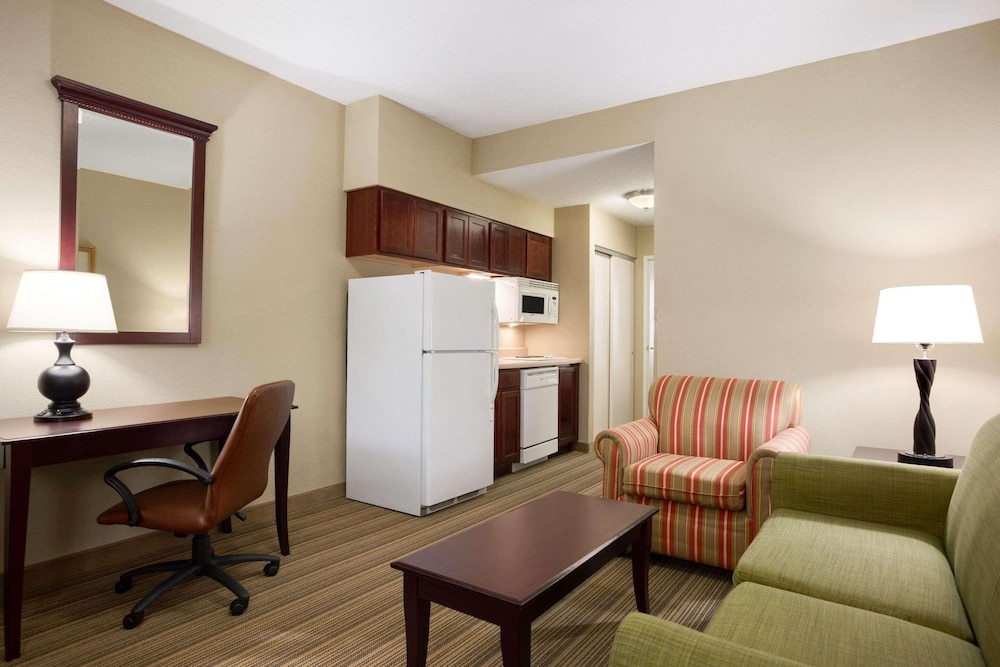 Country Inn & Suites by Radisson Ithaca NY - photo 15