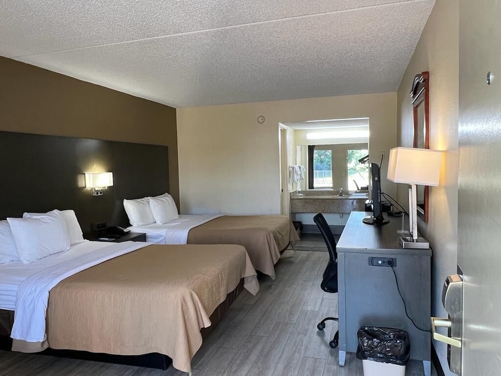 Rodeway Inn Walterboro I 95 - photo 7