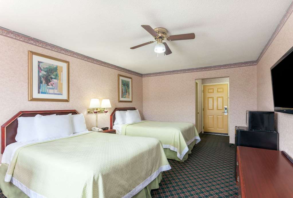 Days Inn by Wyndham Holladay - photo 10