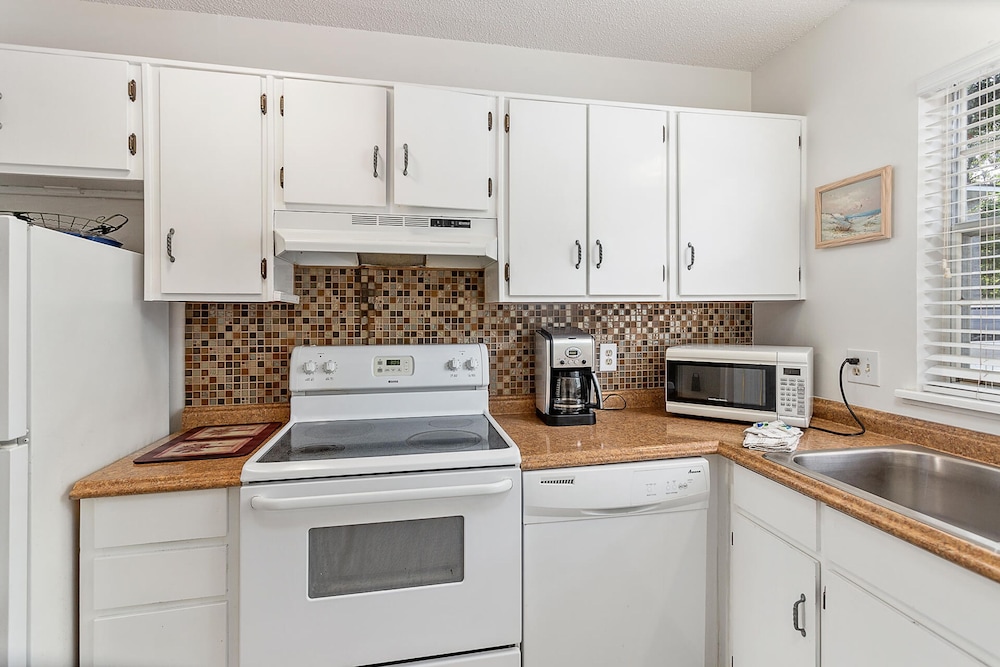 425 Magnolia Unit I by Hodnett Cooper - photo 12