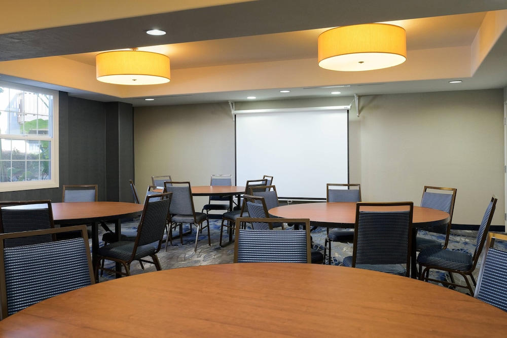 Fairfield Inn & Suites San Diego Old Town - photo 22