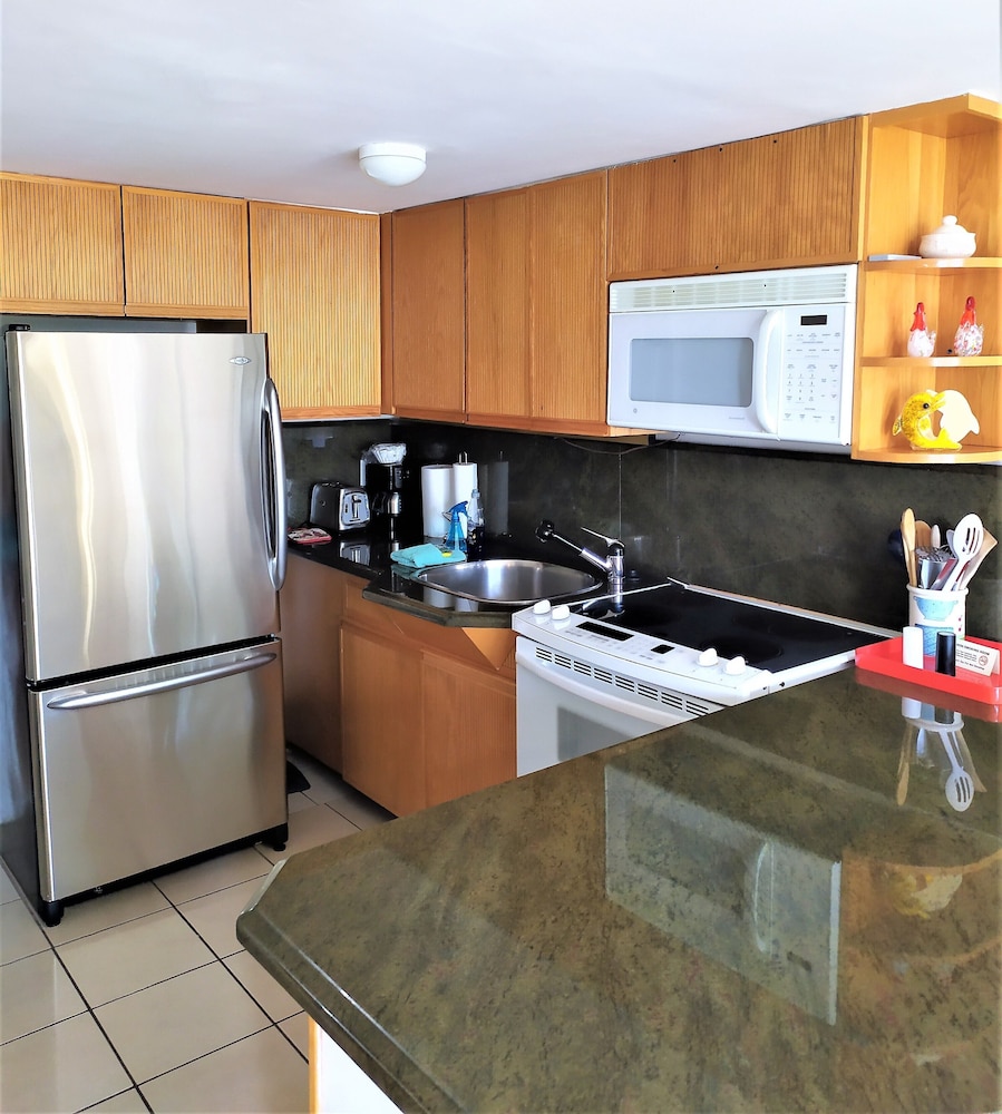 Manhattan Tower Apartment Hotel - photo 56
