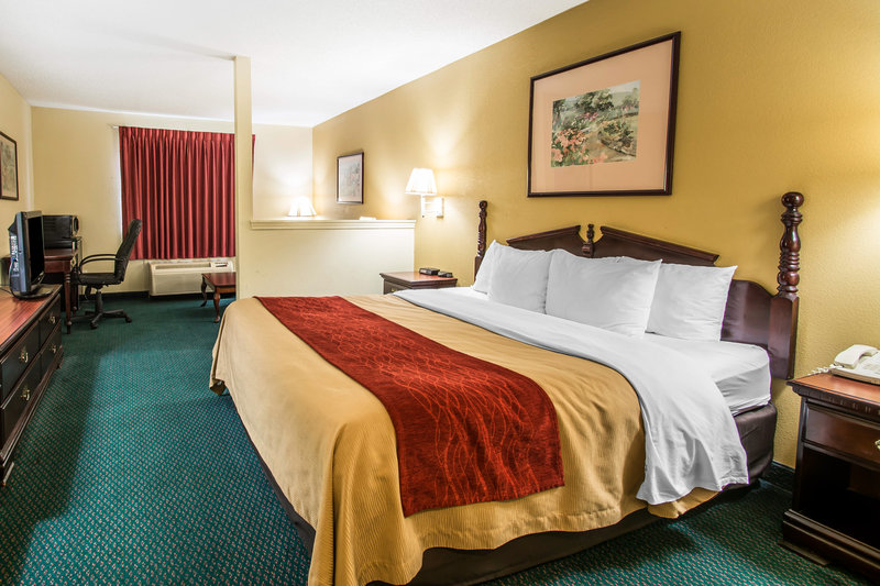 Super 8 by Wyndham Montgomery I 65 - photo 5