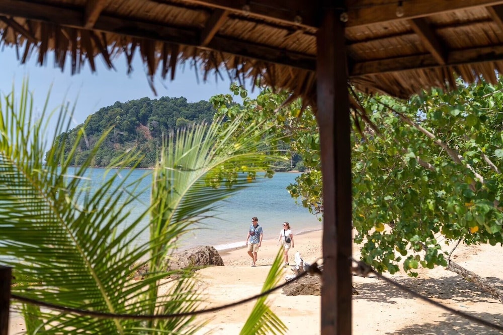 Koh Pu Sea View Beach Resort in Nuea Khlong, Thailand