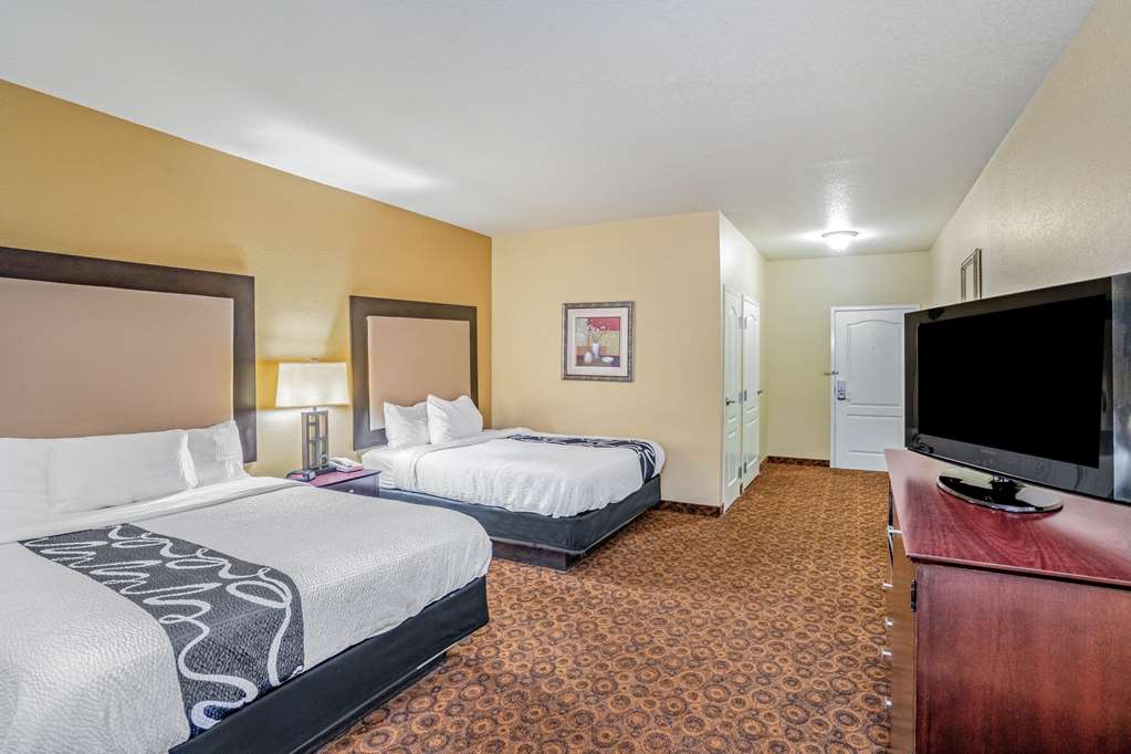 La Quinta Inn & Suites by Wyndham Vicksburg - photo 9