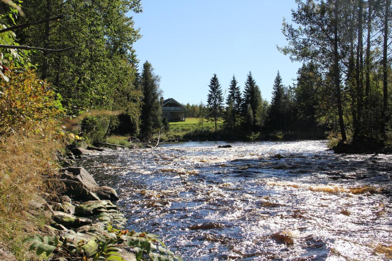 Keskikosken Lomamokit — 5-Star Luxury Hotel in Ruokolahti, Finland
