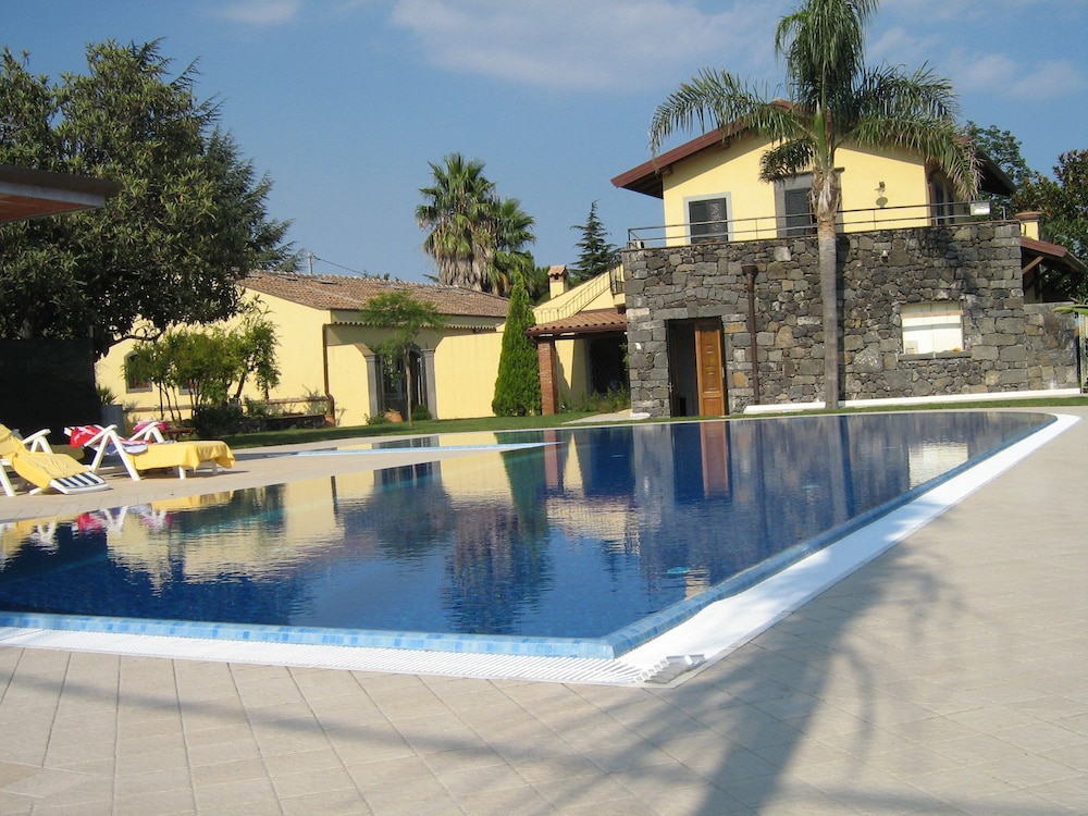 I Rustici Resort — Trecastagni
